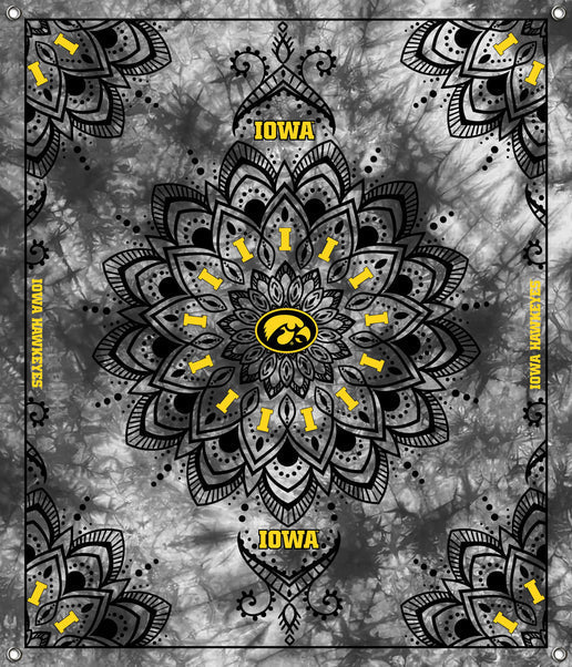 Iowa Hawkeyes NCAA College Tapestry Spirit Banner 58x47 inches Sykel Enterprises 4 Grommets Polyester Fabric IA-5001