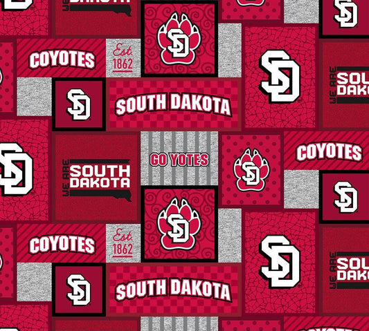 South Dakota Coyotes NCAA College Patch Sykel Enterprises Polyester FLEECE Fabric SD-1177